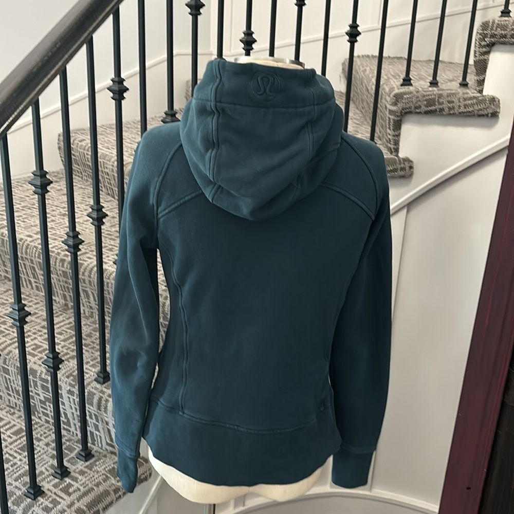 Lululemon green scuba - Picture 4 of 14